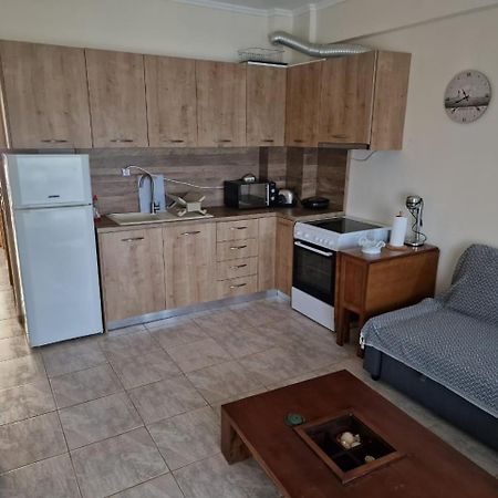 Kyana Big Blue Apartments 아기아 파라스케비 외부 사진